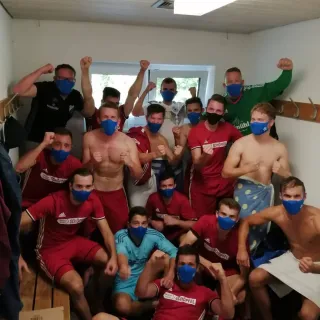 Ja Mann! 💪🏻
.
6 Punkte heute! Was für ein geiles Gefühl! 😍
.
Unsere 1. Mannschaft gewinnt, und das gleich gegen Zirnd...