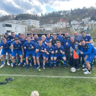3 Punkte im Spitzenspiel gegen den @tsv_absberg 🔥
.
Nichts für schwache Nerven, aber mit dem besseren Ende für uns.
.
2...