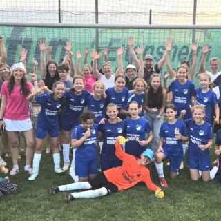 Durch ein 0:3 beim SV Eitensheim sicherten sich unsere U13-Juniorinnen am Wochenende den Meistertitel. Dreifache Torschü...